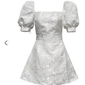 Madeline Simon Studio a Mini Wedding Dress
